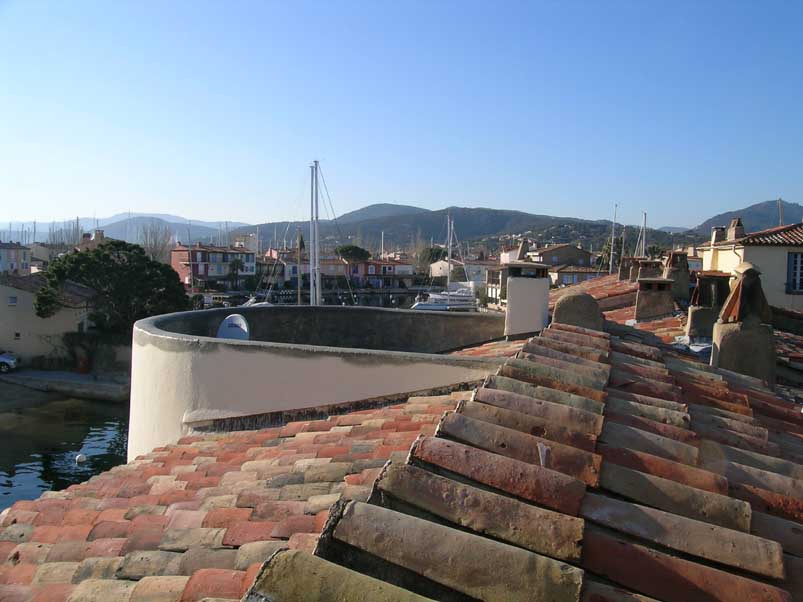 Ile des Pins: View from the upper terrasse