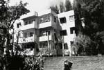 Huset d�r Hari bor ...