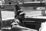 Guide med sin Mahendra-jeep