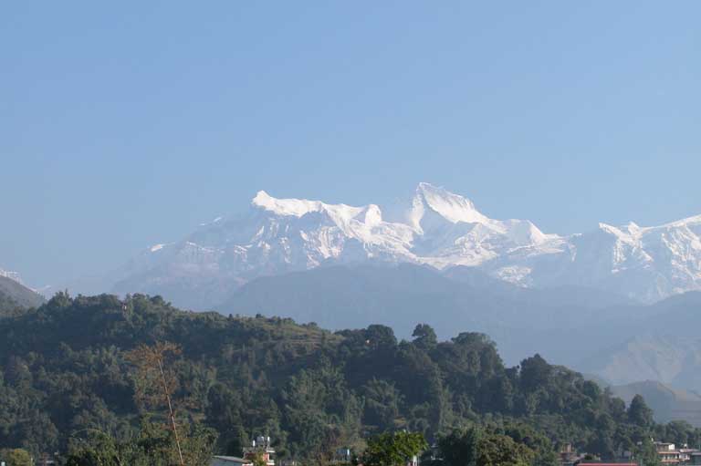 Annapurna bergen fr�n staden Pokhara 820 m�h