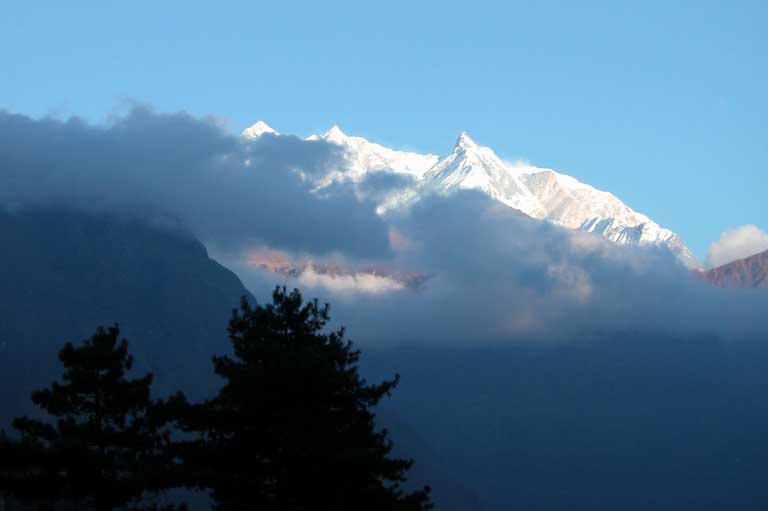 Annapurna I 8091 m�h sent p� eftermiddagen