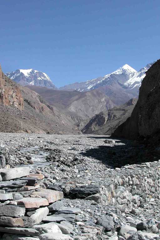 The upper Khali Gandaki river during dry season