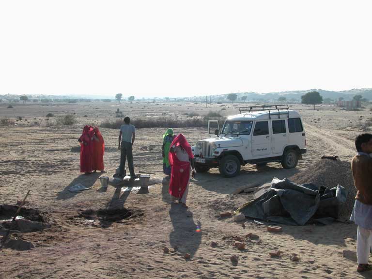 Jeep in the deseet