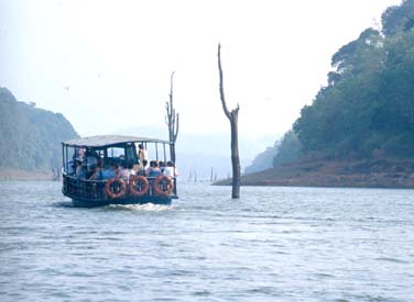 Thekkadi LkPeriyar boat