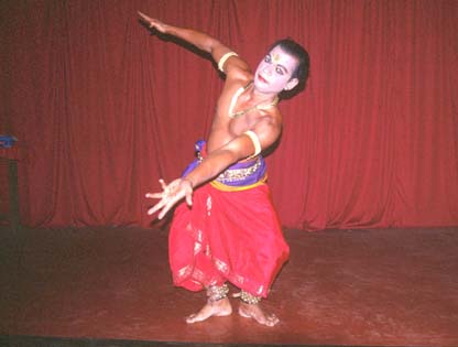 Thekkadi Dance demonstration