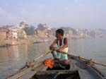 Uttar Pradesh, Varanasi (Benares): Ganges-floden i ottan