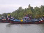 Kerala: Genom de br�ckta vattnen