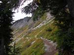 La piste vers la Cha�ne des lacs
