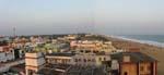 Vue sur la ville et la plage