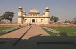 ... il a inspir� le Taj Mahal