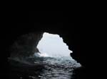 ... med b�t in i en grotta ...