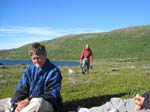 Yannick h�mtar vatten
