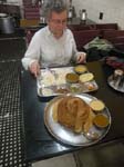 Un �thali� pour G, un �dosa� pour R