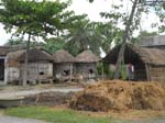 Encore, un 4�me village