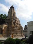 Le Parsvanath Jain temple