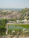 Le �tank� et le Chandragiri de l'autre cot�