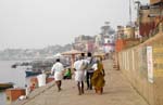 36940 Varanasi (Benar�s) sur le Gange