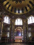 ... l'int�rieur de la cath�drale