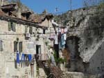 La vie pr�s des remparts ...