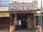 Kadur: on prend le petit d�jeuner ici