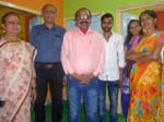 I mitten: Chandra-Bhushan, Sekreteraren