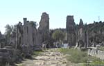 ... mot Hadrianus-porten