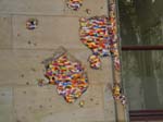 ... l�gos en guise de r�paration ...